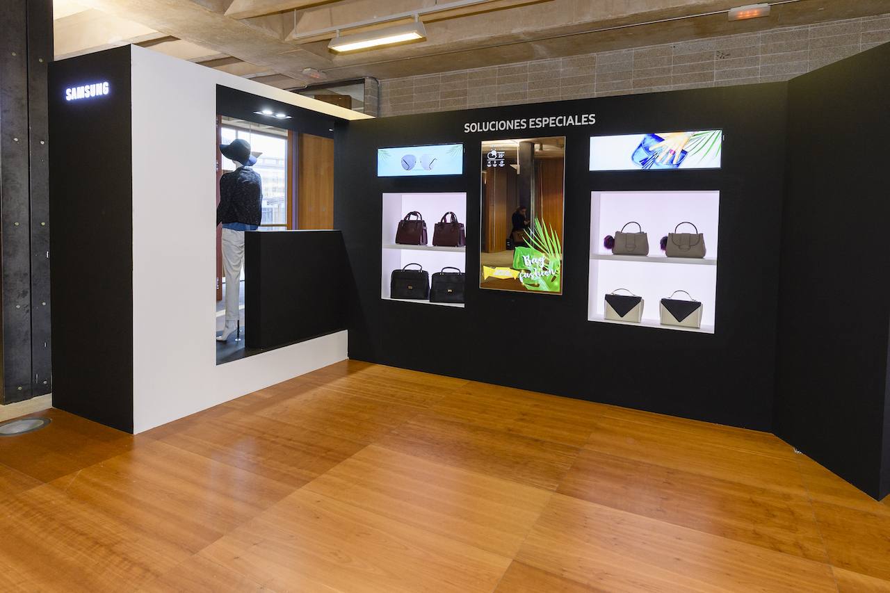 2016-11-10-samsung-retail-con-futuro-04