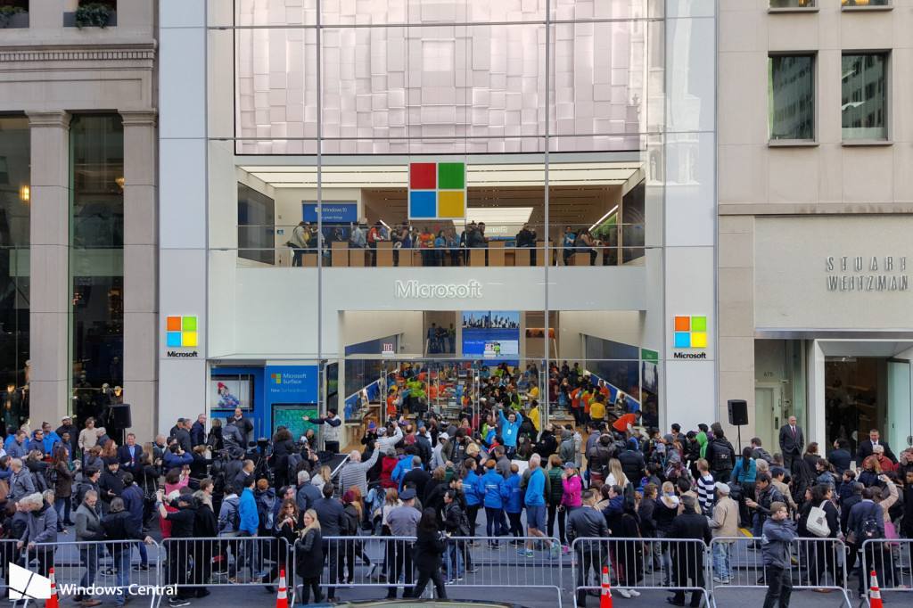 microsoft-store-nyc-opening-3