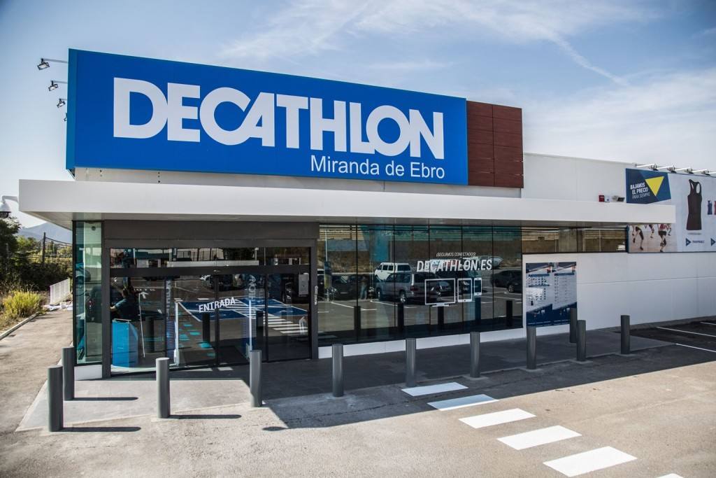 Decathlon Miranda de Ebro_Fachada (1)