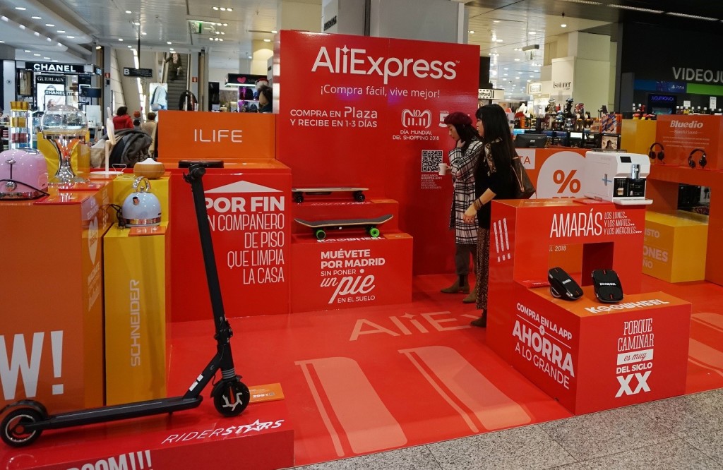 2. AliExpress - El Corte Ingles Pop Up Store (1)