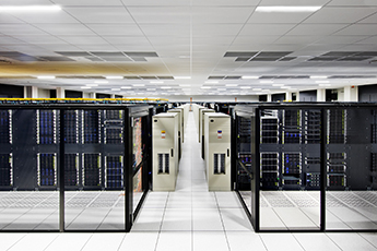 El interior de la sala IBM Cloud en Dallas (EEUU).