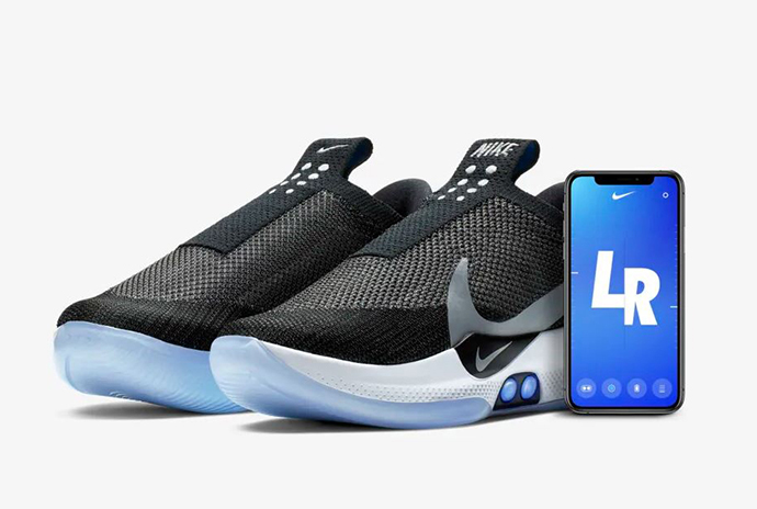 Nike oferta unas zapatillas de baloncesto (Adapt BB) que permiten al usuario ajustar la tensión de los cordones, desde una aplicación móvil.