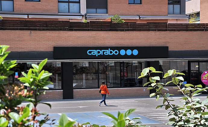 Caprabo avanza con su plan de implantar su nuevo modelo de negocio a toda su red, pero reduce su facturación en 2018.