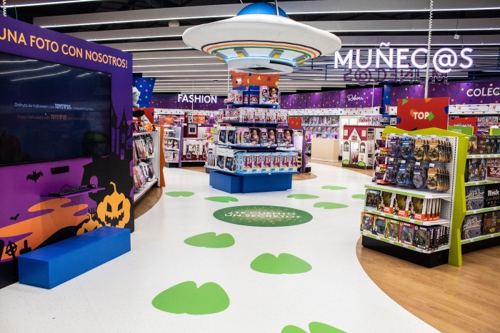 Toys R Us Tienda Experiencial