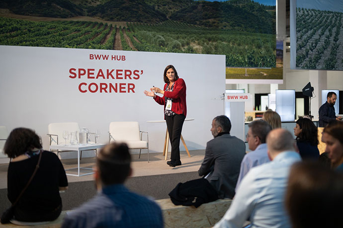 Coro Ramos en la presentación del mapa motivacional del consumidor del vino en España 