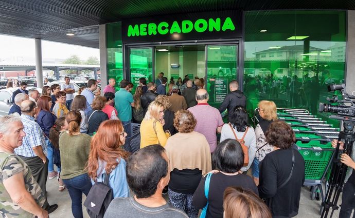 Mercadona, DIA y Carrefour realizan cambios temporales en sus servicios online 