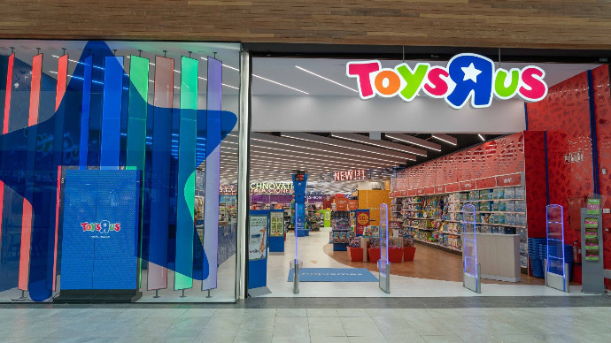 Toys “R” Us reabre en San Sebastián con su concepto de tienda experiencial 