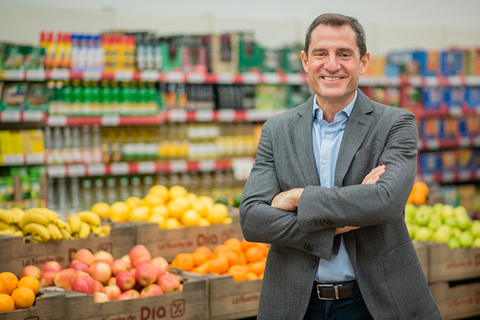 Martín Tolcachir cuenta con más de 20 años de experiencia en el sector de distribución tanto en negocios de alimentación, como Carrefour, y de bienes de gran consumo, como Electrolux,