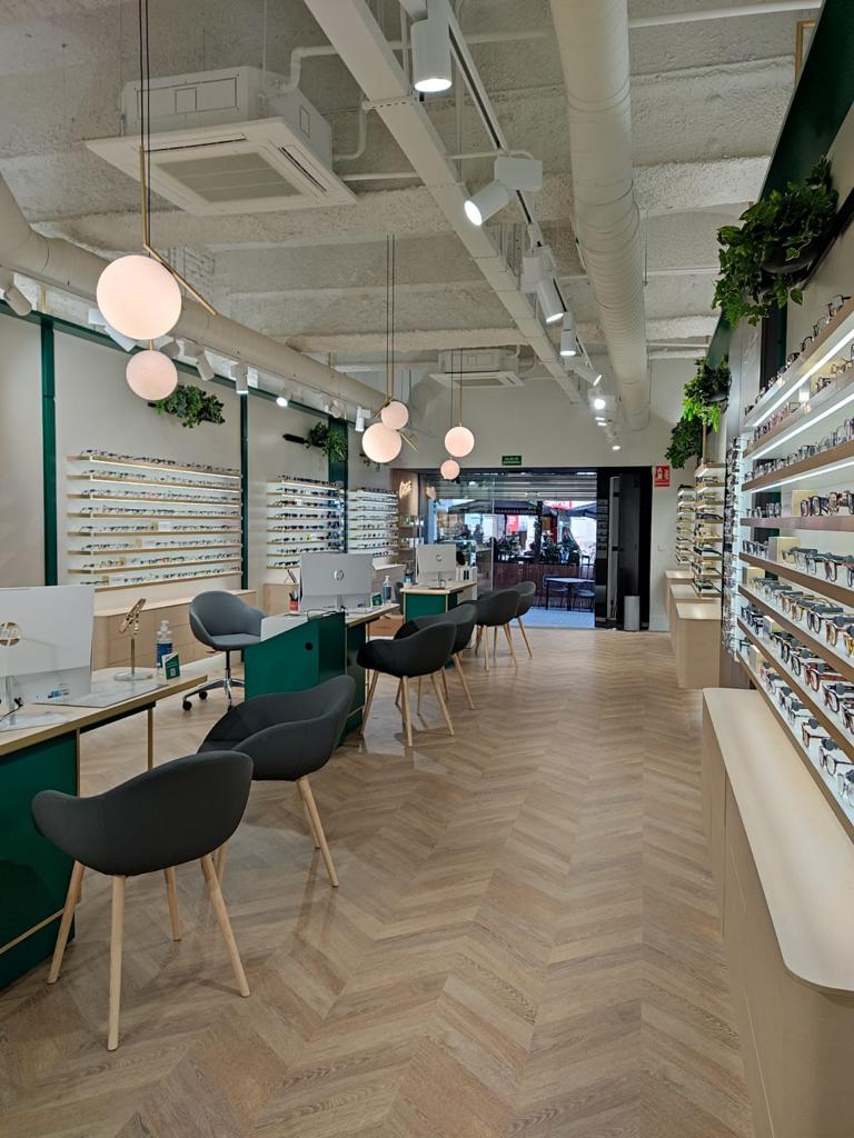 Nuevo centro de óptica y audiología de Cottet en Barcelona - DARetail