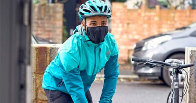 Deliveroo y Yamimoto Smart Rent, unidos a favor de la seguridad del rider