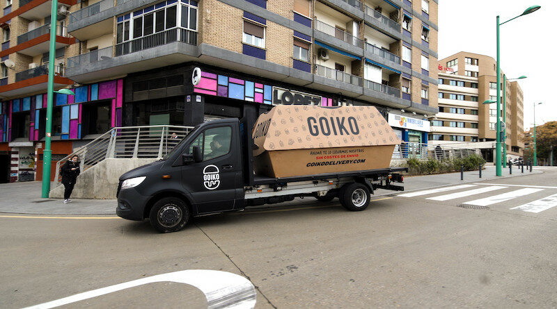 Goiko Delivery anuncia su llegada con una hamburguesa de gran tamaño
