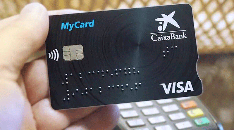 CaixaBank lanza la primera tarjeta Visa con código Braille