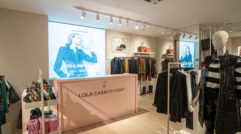Lola Casademunt inaugura su primera tienda en Zaragoza