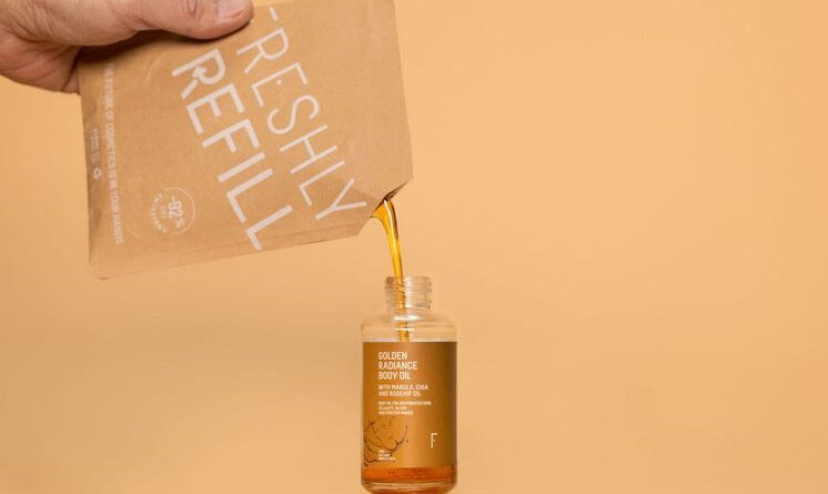 Freshly Cosmetics lanza un sistema de rellenado con envase de cartón 100 %