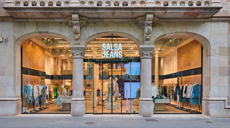 Salsa Jeans estrena concepto de tienda en Barcelona