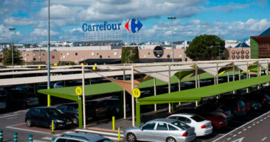 El fondo AEW vende 22 tiendas Carrefour por 120 millones de euros