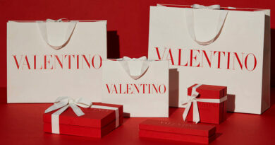 Kering compra el 30% del capital de Valentino, con opción al 100% en 2028