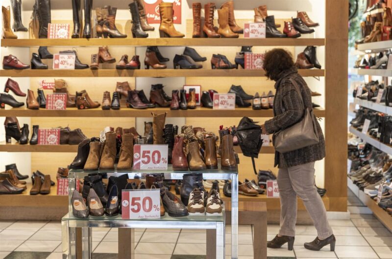 Solo el 32,38% de los encuestados considera que las rebajas siguen ofreciendo grandes descuentos