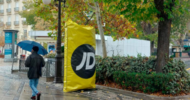 La bolsa de JD Sports se convierte en mupi en su nueva campaña