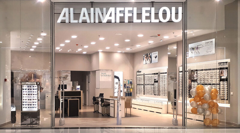 Alain Afflelou se une a Correos Express para impulsar la donación de gafas