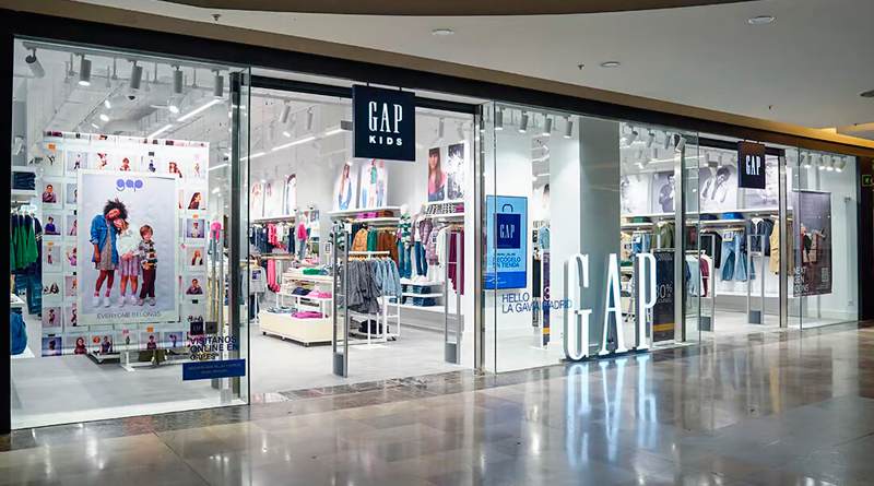 Gap cierra tiendas en España, ecommerce y centro logístico incluidos