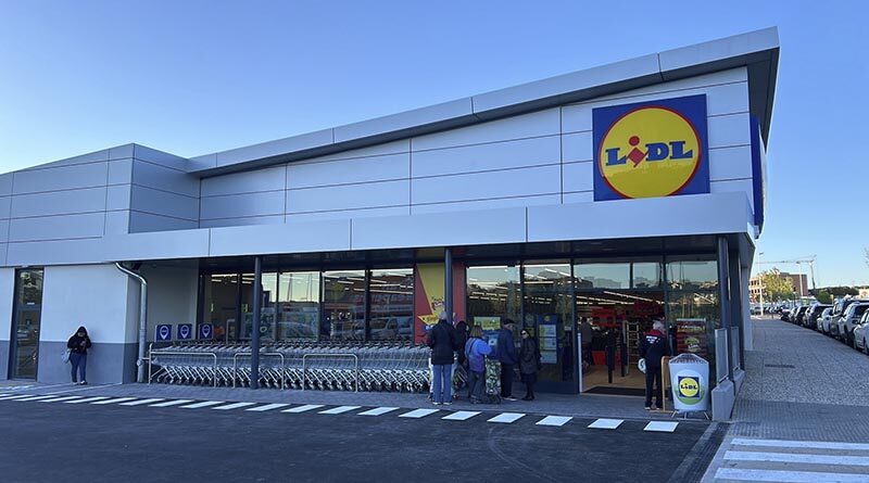 Lidl reabre su tienda ubicada en el Parque de Venecia (Zaragoza)