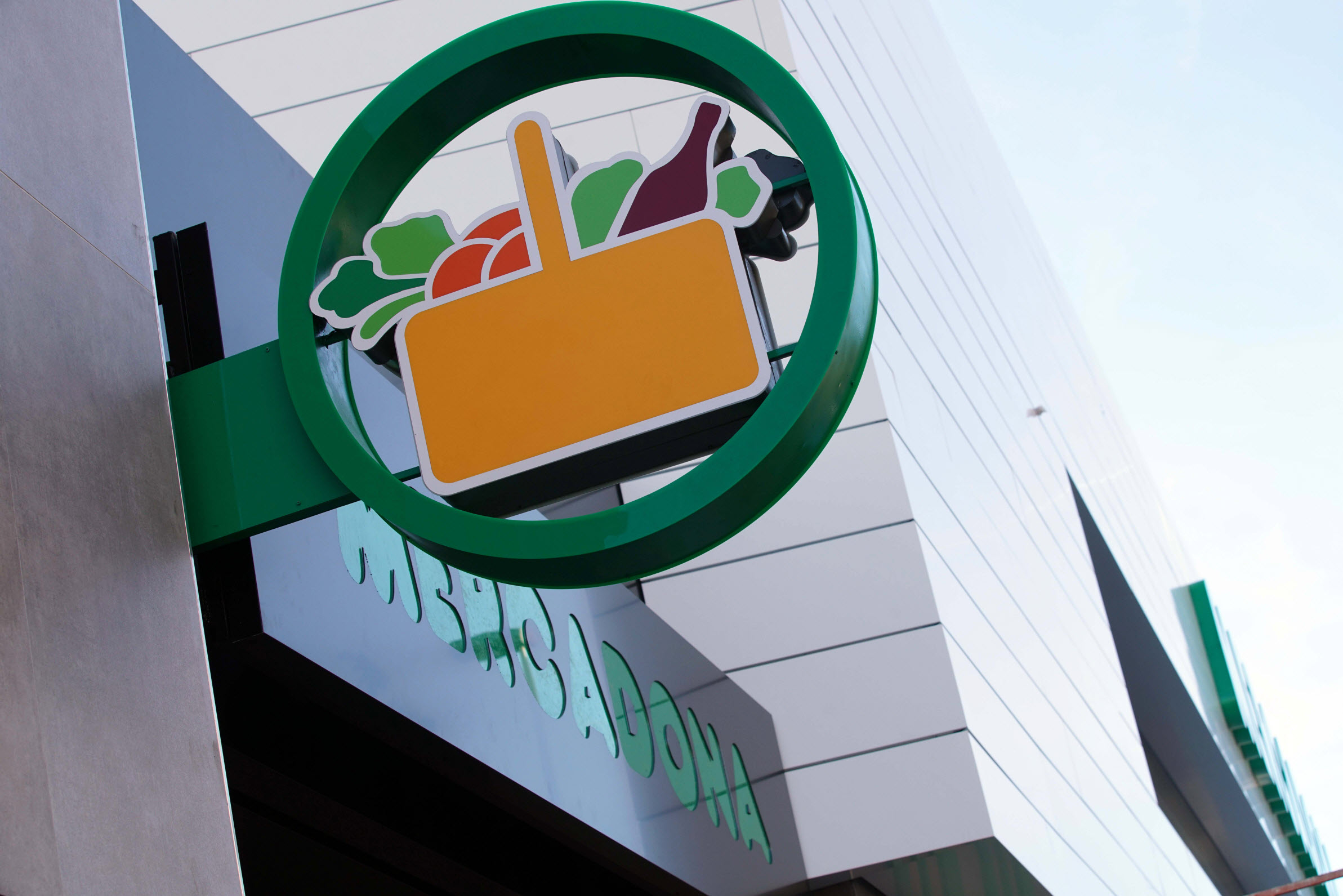 Mercadona inaugura en Portugal su centro logístico más grande
