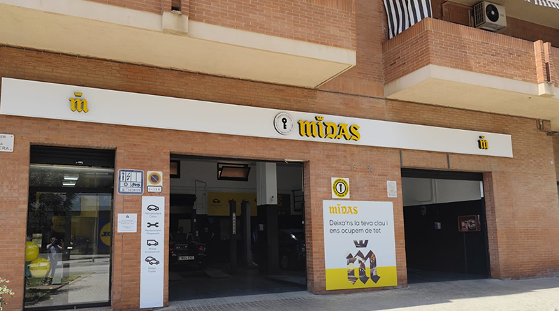El nuevo taller, ubicado en Carrer Gran de La Sagrera 59,  está equipado con tres elevadores de última generación