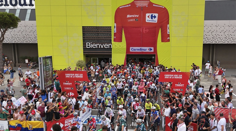 Así, junto a Dori, embajadora de La Vuelta femenina by Carrefour.es, asumen y refuerzan el compromiso de la compañía con el ciclismo en España