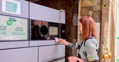 Prueban en Navarra máquinas vending para reciclar botellas y latas