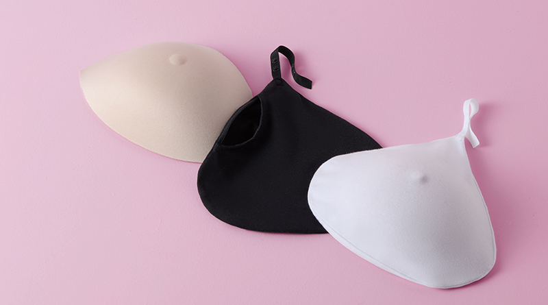 La línea solidaria, disponible en edición limitada durante el mes de concienciación, incluye prendas de moda, ropa de dormir, cosmética y accesorios