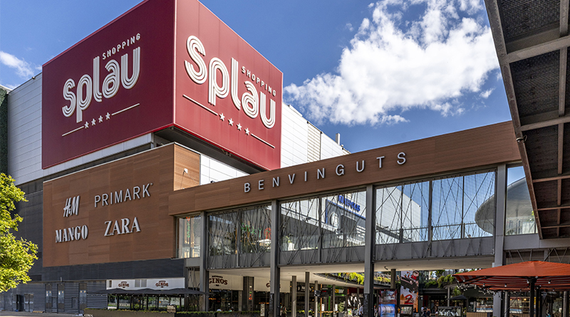 En los últimos meses, firmas como Parfois y Celio han apostado por renovar sus espacios en el centro comercial
