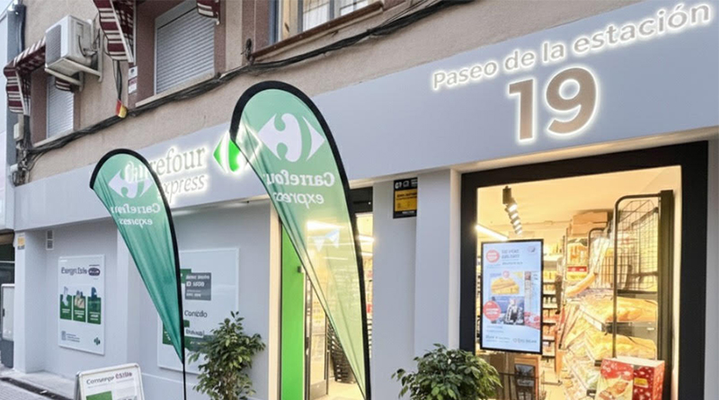 Carrefour Express sigue su expansión comercial en la localidad argandeña al abrir su nuevo establecimiento