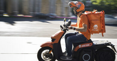 la compañía avanza en la integración del delivery en modelos logísticos omnicanal