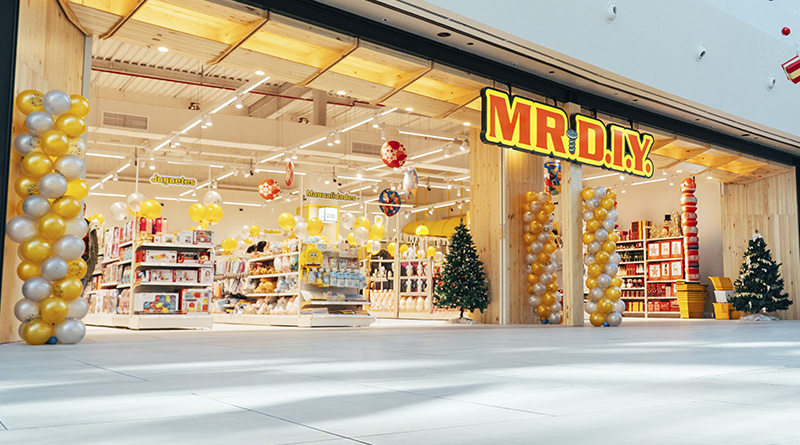 La tienda de H2O cuenta con una superficie aproximada de 500 metros cuadrados y está ubicada en la primera planta, junto a Primark