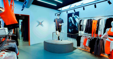 Blue Banana abre la primera tienda de su marca deportiva