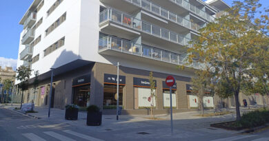 El nuevo punto de venta cuenta con 300 metros cuadrados de superficie y ofrece una amplia gama de productos