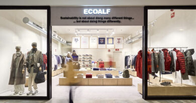 La marca de moda sostenible ofrece una amplia variedad de prendas atemporales, funcionales y hechas con materiales reciclados