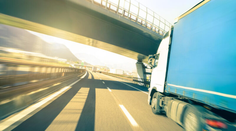 El transporte nacional de mercancías por carretera apunta a 18.400 millones en 2025