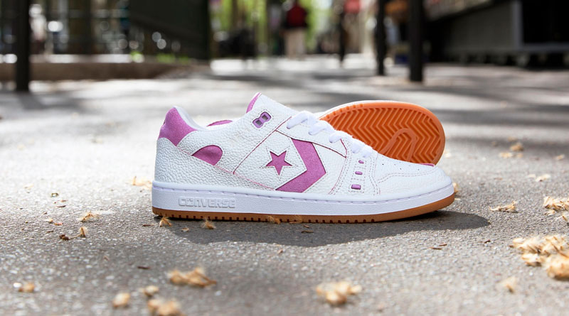 Nike estudia la venta de Converse