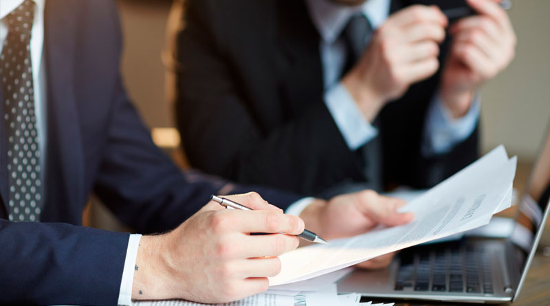 La presión legislativa en el comercio aumenta a 3,8 normas al día La presión legislativa en el comercio aumenta a 3,8 normas al día