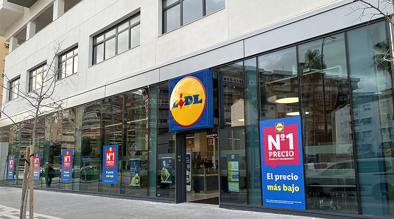 Lidl invierte 87 millones de euros para abrir 12 tiendas en España Lidl invierte 87 millones de euros para abrir 12 tiendas en España