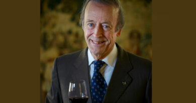 Miguel A. Torres, presidente de Familia Torres, reconocido en los Premios FIAB