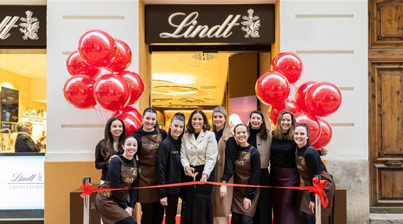 Lindt reabre su tienda de Valencia con el mayor Chocolate Bar de la marca Lindt reabre su tienda de Valencia con el mayor Chocolate Bar de la marca