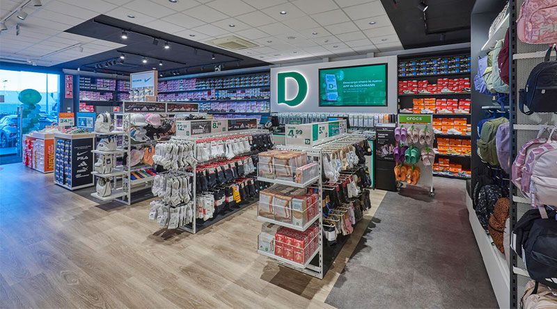 Deichmann reabre tres de sus tiendas y lanza tarjeta de fidelidad Deichmann reabre tres de sus tiendas y lanza tarjeta de fidelidad