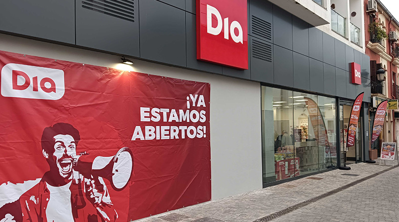 los clientes podrán disfrutar durante el primer mes de descuentos del 25% en fruta, verdura, panadería y bollería.