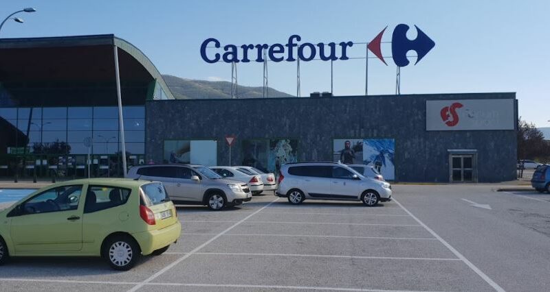 LRI21 adquiere el único centro comercial de Jaca (Huesca) LRI21 adquiere el único centro comercial de Jaca (Huesca)